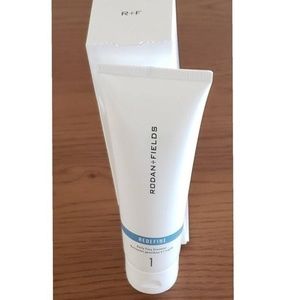 Rodan + Fields REDEFINE Daily Clay Cleanser 125mL/4.2oz - NEW IN BOX!!